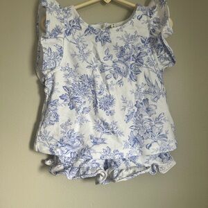 Janie and Jack Blue Floral top & shorts set size 5